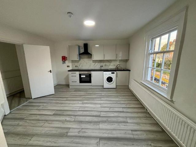 Apartment for rent in West End, Allestree