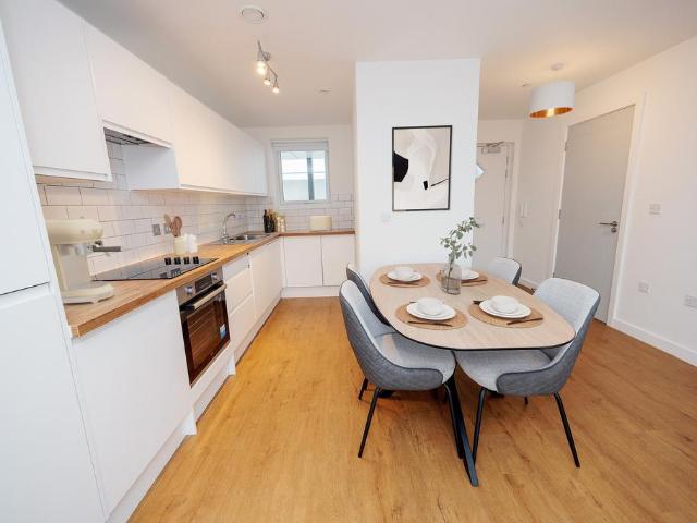Flat for rent in The Haulgh, Lee Bank