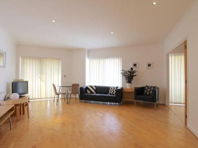 Apartment for rent in Falcon Lodge, Wales