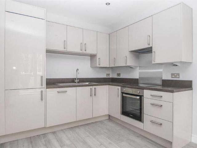 Apartment for rent in Alton Barnes, Essex