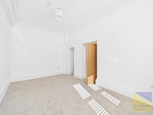Apartment for rent in Longridge, Paradise