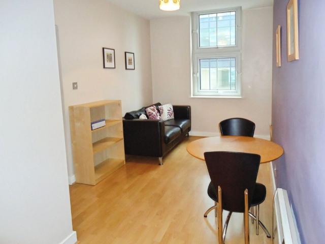 Apartment for rent in Holbeck, West Yorkshire