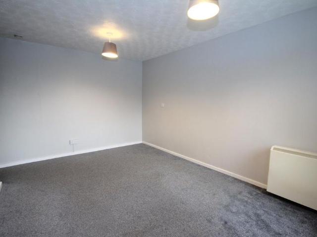Studio for rent in Lee Bank, Isle Of Man