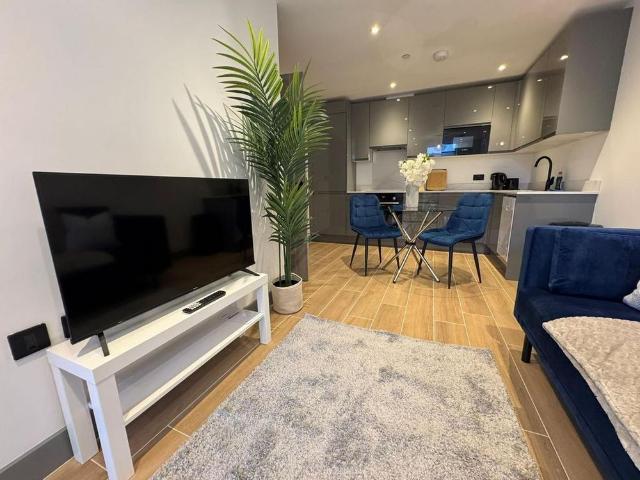Apartment for rent in Elstree and Borehamwood, Borehamwood