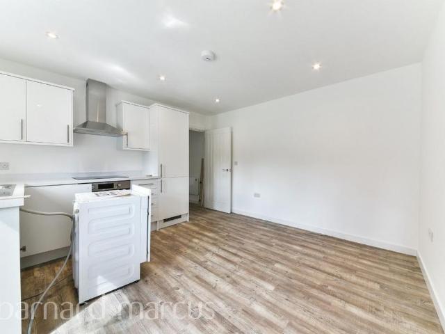 Apartment for rent in Wallington, Greater London