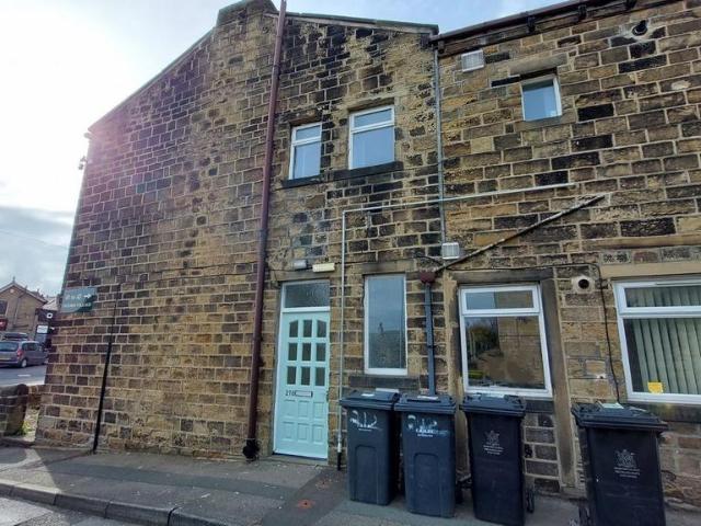 Flat for rent in Ingrow, West Yorkshire