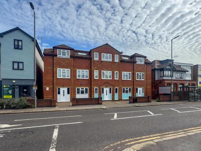Flat for rent in Cheshunt, Broxbourne