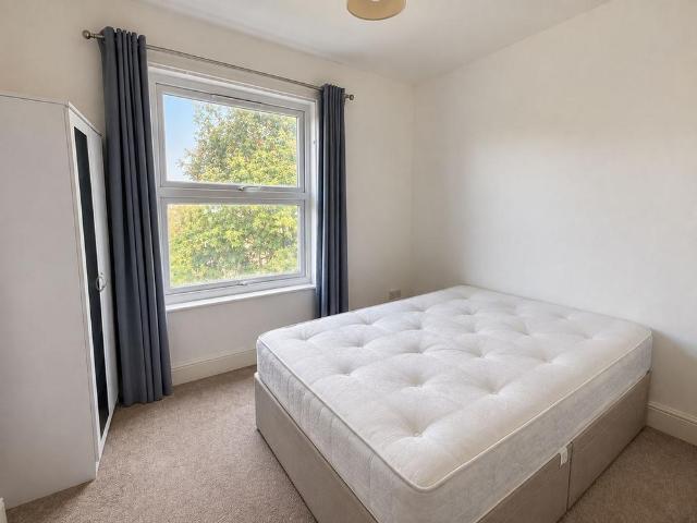 Apartment for rent in St Margarets, Greater London