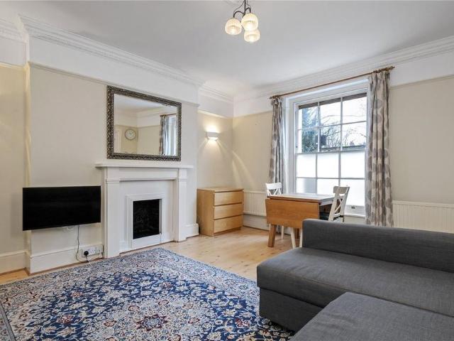 Apartment for rent in Angel, Greater London