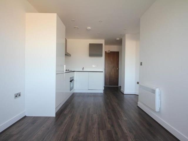 Apartment for rent in Moor End Green, Gravelly Hill