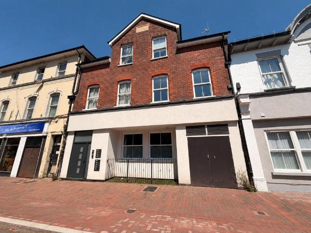 Flat for rent in Farnborough, Hampshire