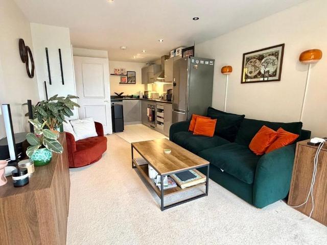 Apartment for rent in Wimbledon Park, Greater London