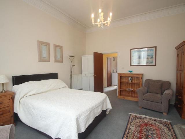 Studio for rent in Low Harrogate, Harrogate