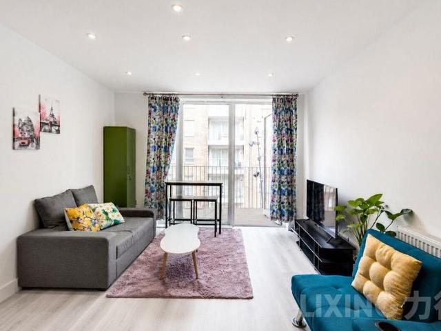 Apartment for rent in Scrattons Farm, Greater London