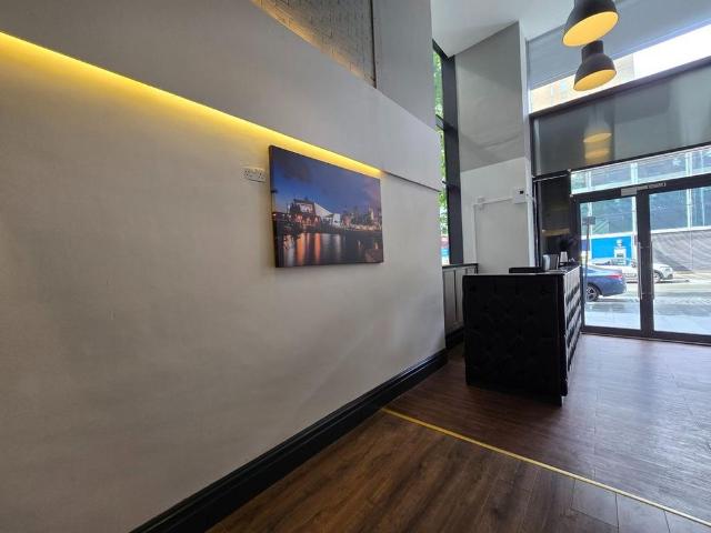 Apartment for rent in Calderstones