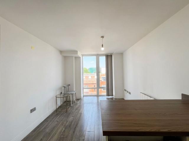 Apartment for rent in Spon End, West Midlands