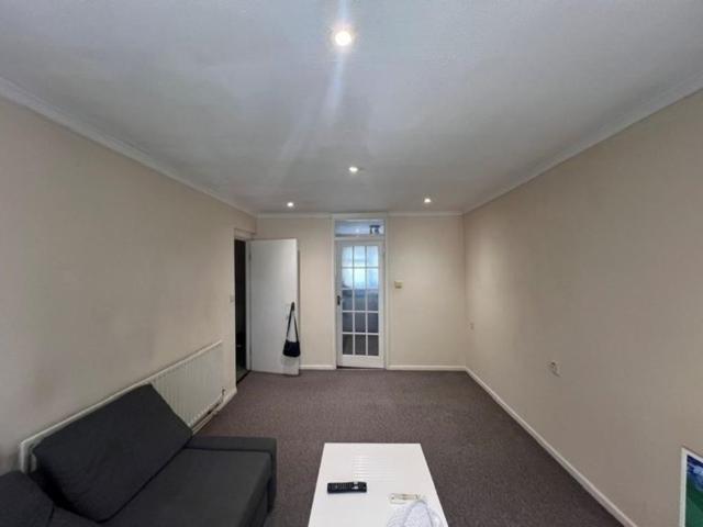Apartment for rent in Epping, Essex