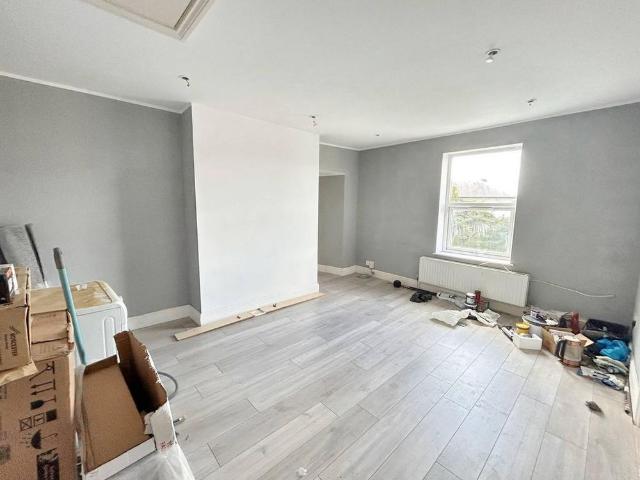 Apartment for rent in Midway, Kent