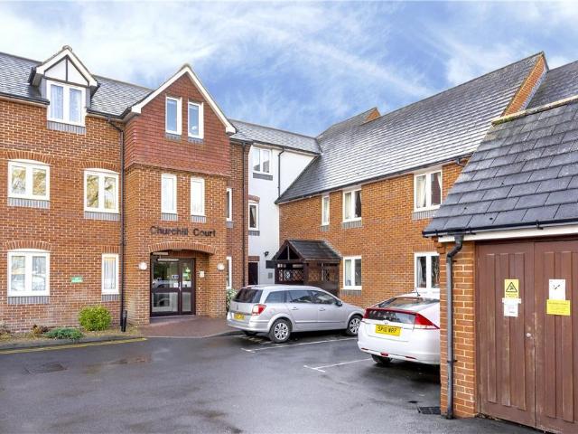 Flat for rent in Marlborough, Easton Royal