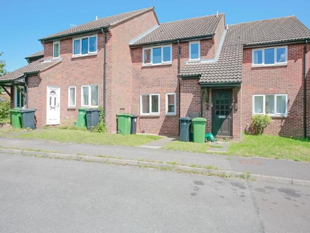 Flat for rent in Peachcroft, Dromore