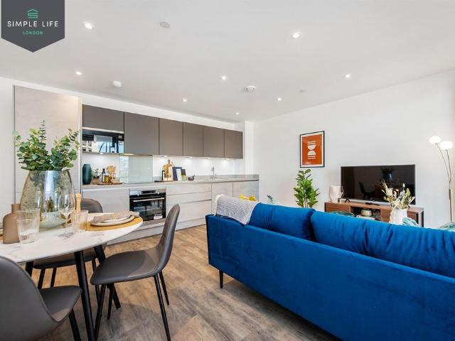 Flat for rent in Greater London