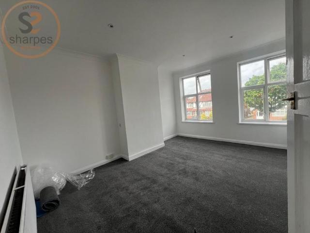 Apartment for rent in Beddington, Greater London