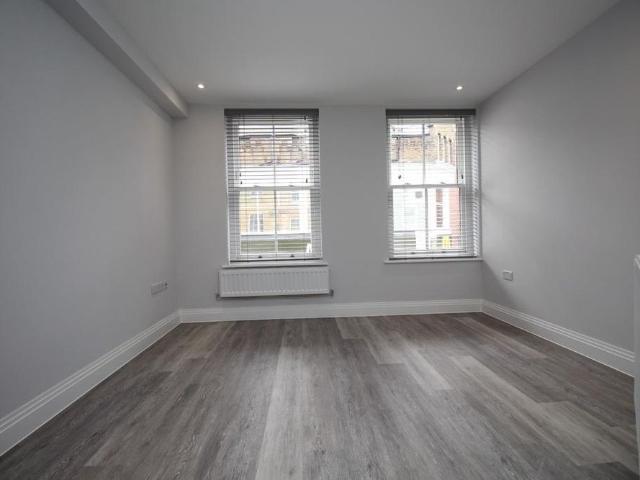 Apartment for rent in Maidenhead