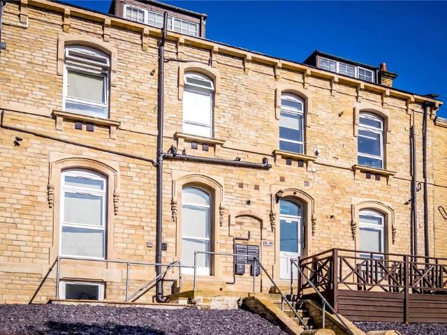 Flat for rent in Thornton Lodge, Huddersfield