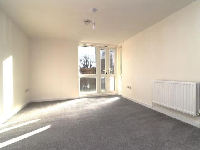Apartment for rent in Sandown Park, Isle Of Man