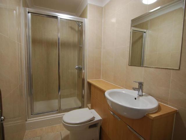 Apartment for rent in Brook Street, Bourne Vale
