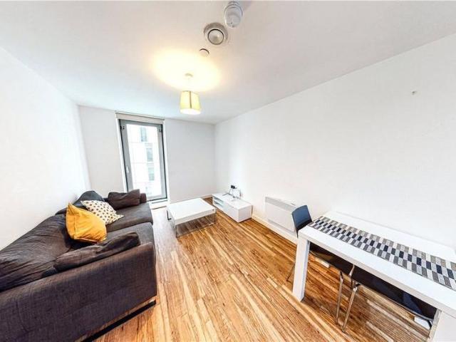 Apartment for rent in Salford Quays, Salford