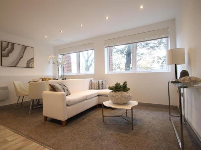 Apartment for rent in Park Central, Birmingham