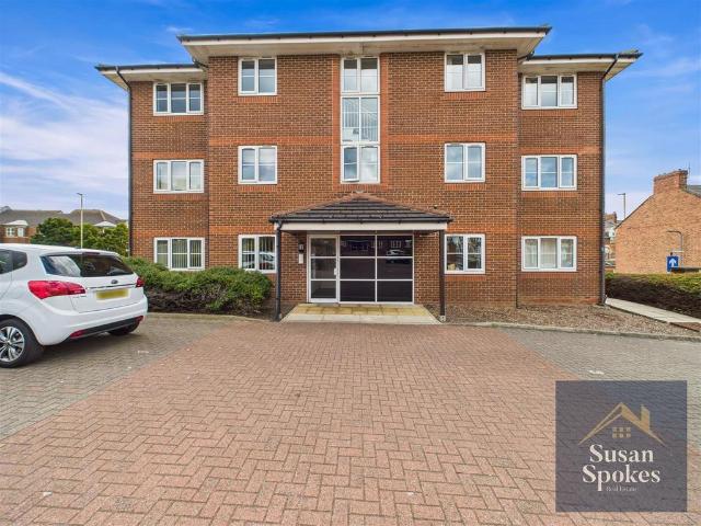 Flat for rent in Westoe, South Shields