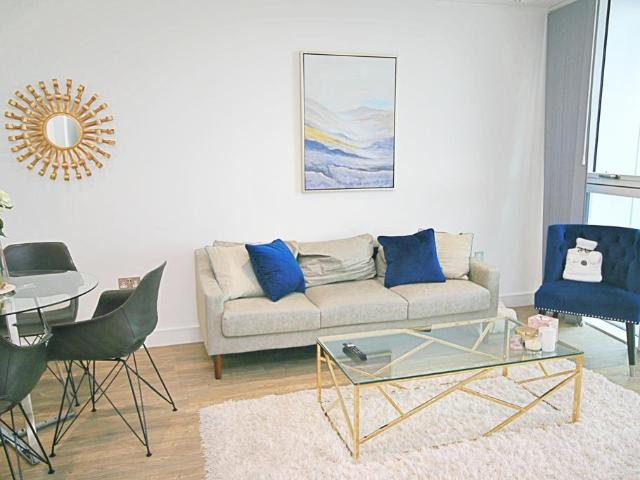 Flat for rent in Vauxhall, Greater London