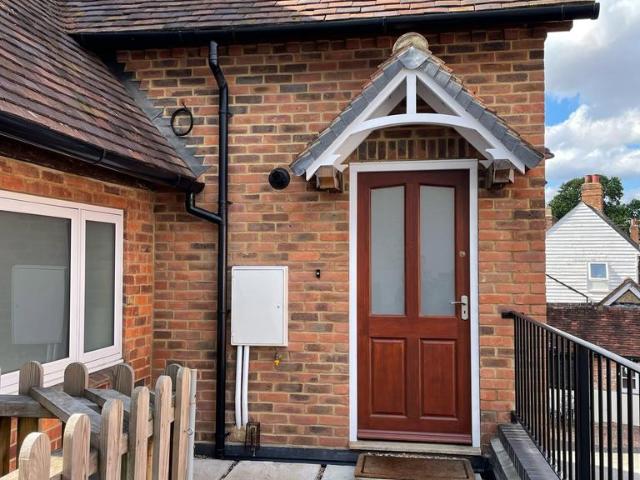 Flat for rent in Midway, Kent