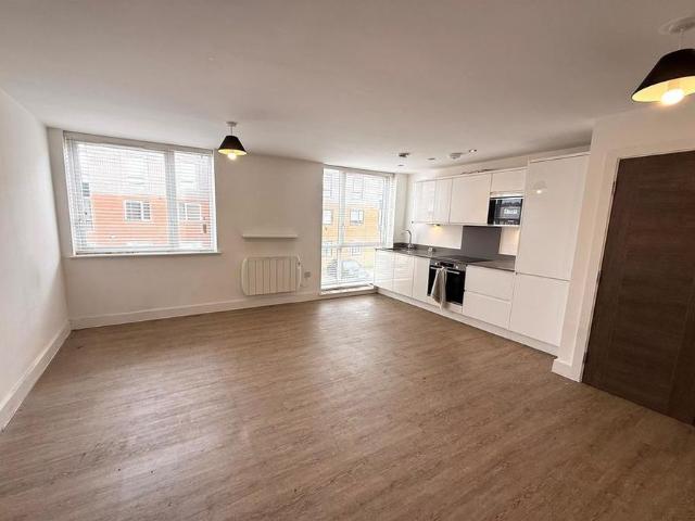 Apartment for rent in Sale Moor, Trafford Park