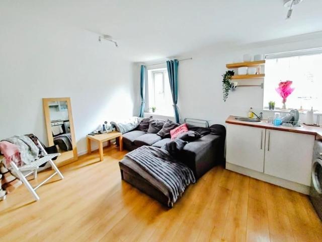Apartment for rent in Feckenham, City Of Bristol