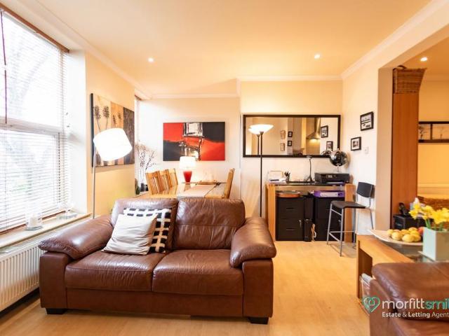 Apartment for rent in Sharrow Vale, Isle Of Man