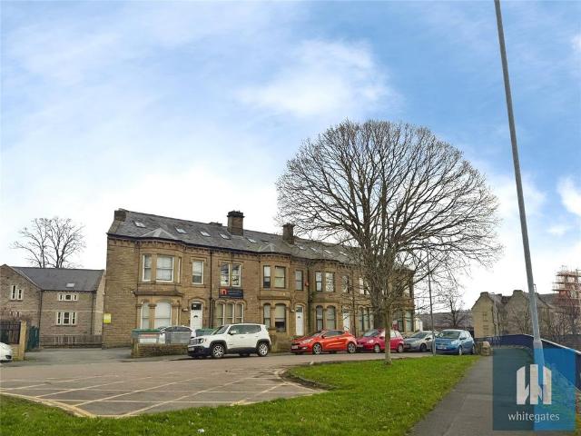 Flat for rent in Highfields, Huddersfield