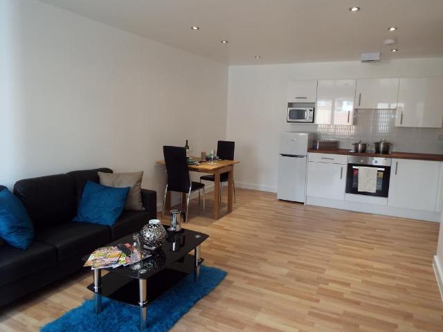 Flat for rent in Stocking Farm, Old Wharf