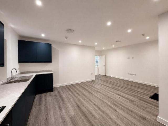 Apartment for rent in Flackwell Heath, Buckinghamshire