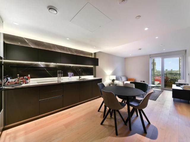 Flat for rent in Shepherd's Bush, Greater London