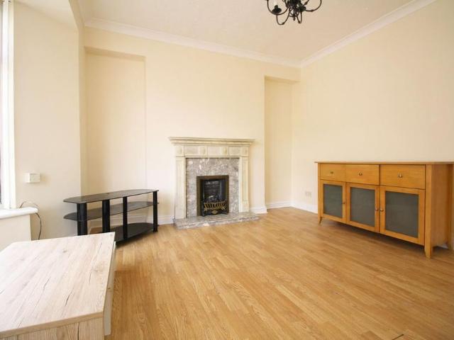 Apartment for rent in Pontyclun, Wales