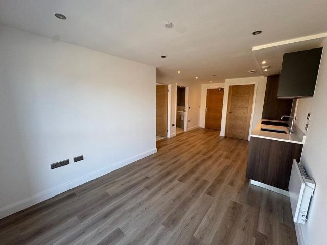 Apartment for rent in Richmond Hill, West Yorkshire