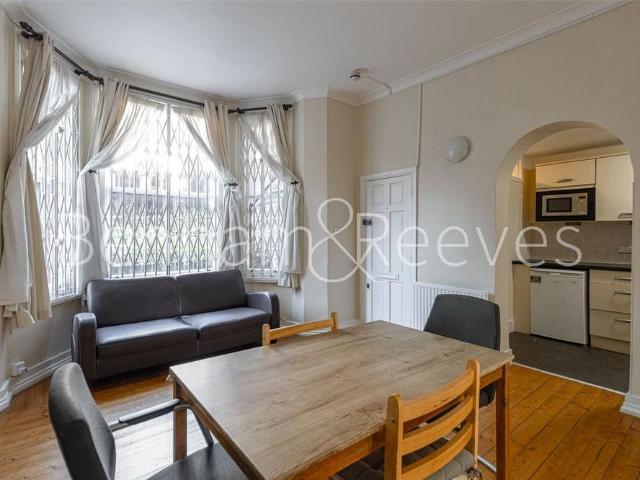 Apartment for rent in South Hampstead, Greater London