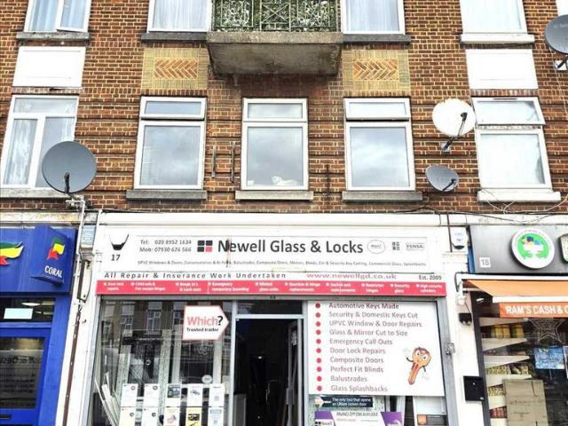 Flat for rent in South Stanmore, Greater London