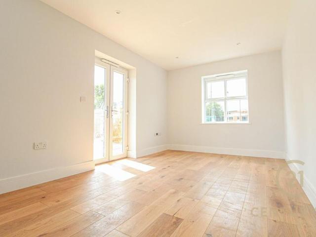 Apartment for rent in London Borough of Merton, Greater London