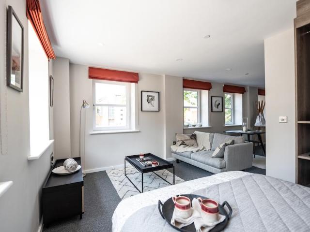 Flat for rent in Spon End, West Midlands