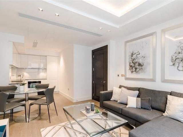 Apartment for rent in Kensington, Greater London