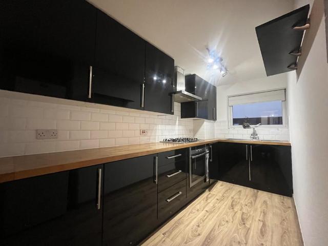 Flat for rent in Slough